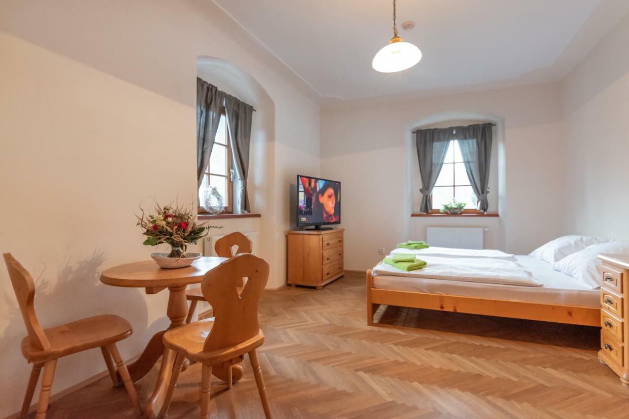 Guest house Restaurace A Stara Posta Becov nad Teplou