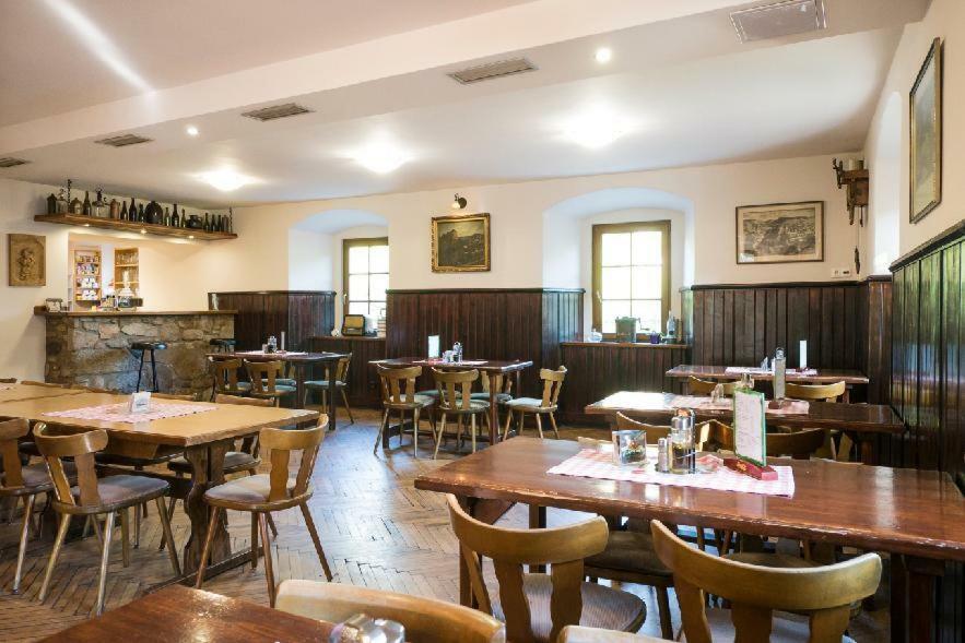 Restaurace A Stará Pošta Affittacamere *